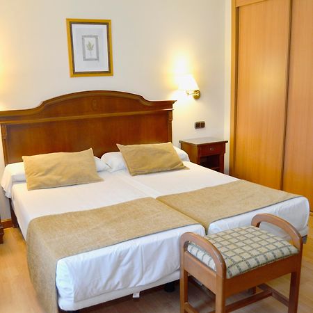 Hotel Lasa Sport Valladolid Exteriér fotografie