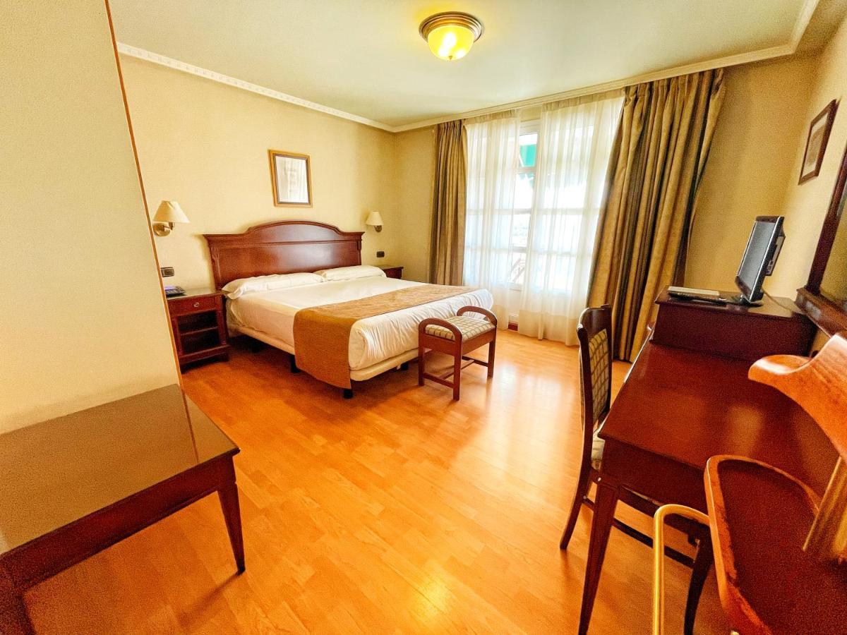 Hotel Lasa Sport Valladolid Exteriér fotografie
