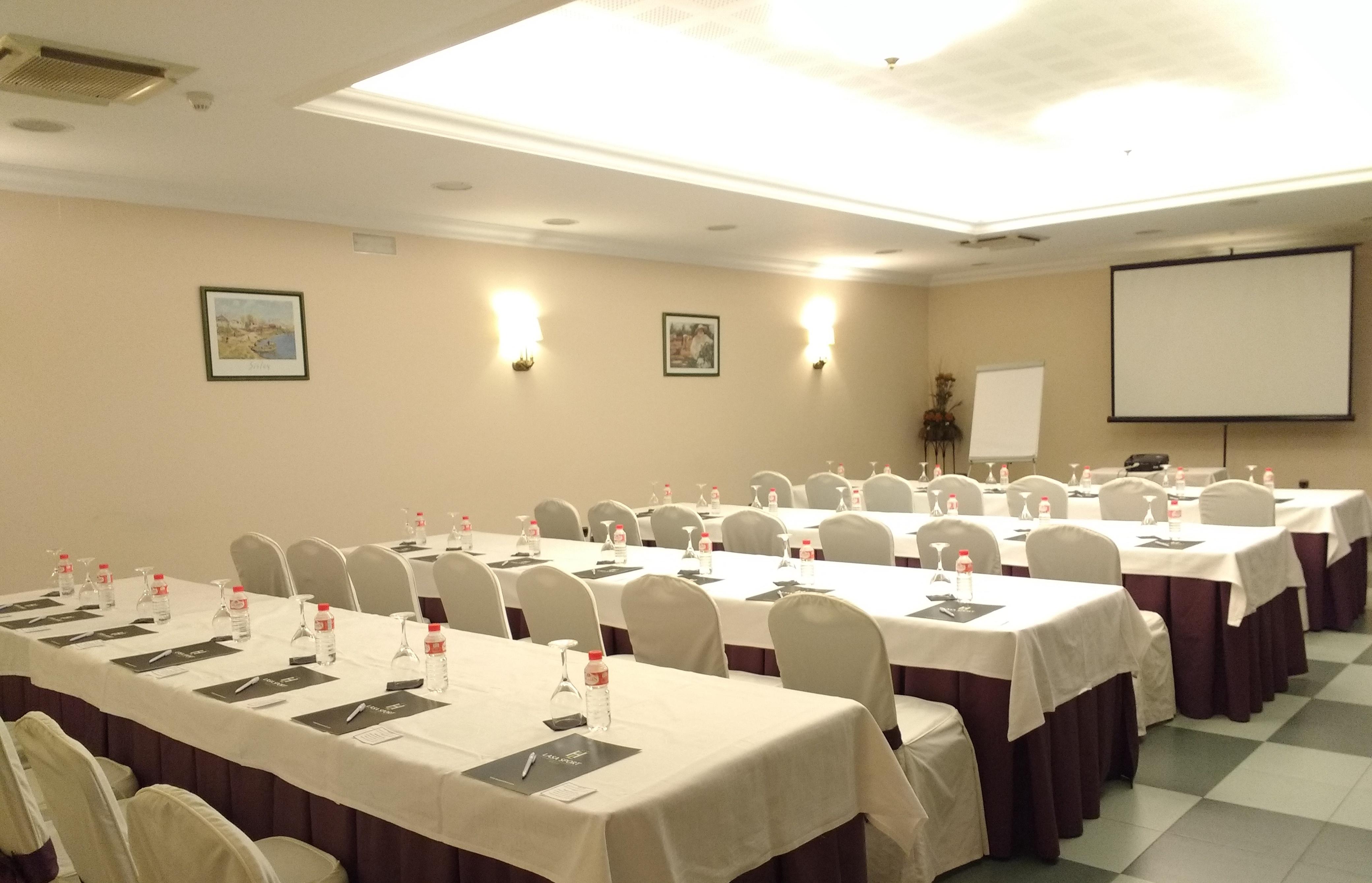 Hotel Lasa Sport Valladolid Exteriér fotografie