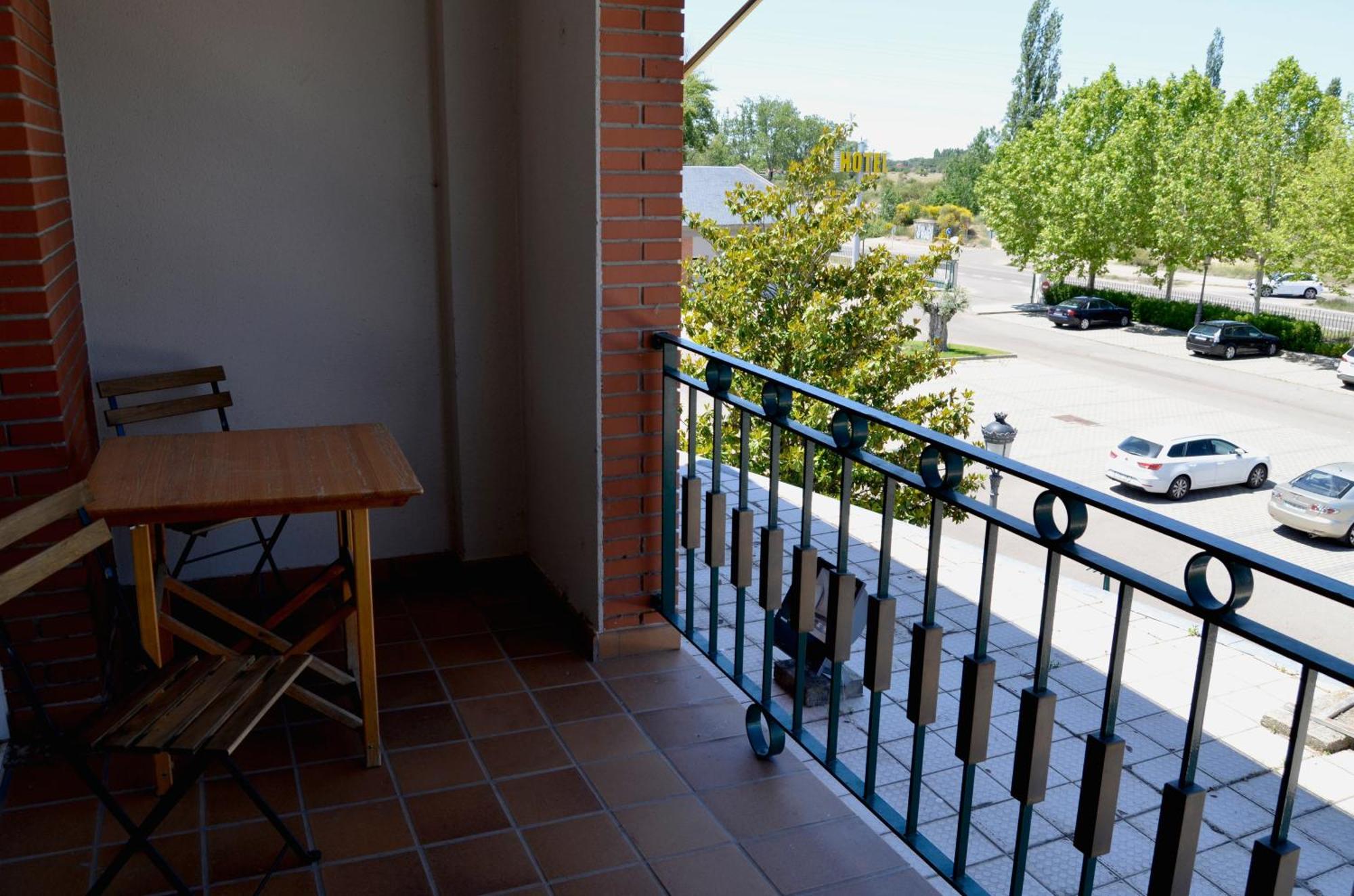 Hotel Lasa Sport Valladolid Exteriér fotografie
