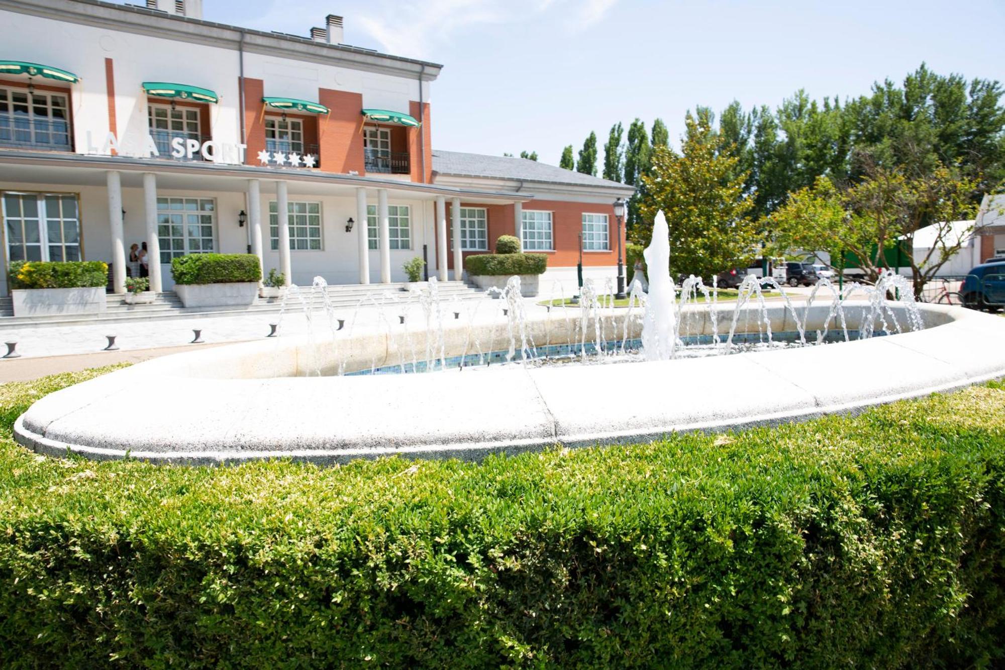Hotel Lasa Sport Valladolid Exteriér fotografie
